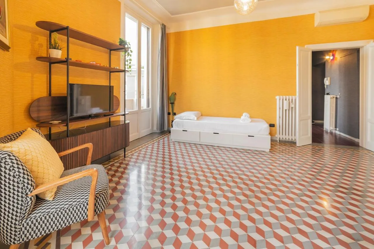 Isola District & Istria M5 Apt! Milan