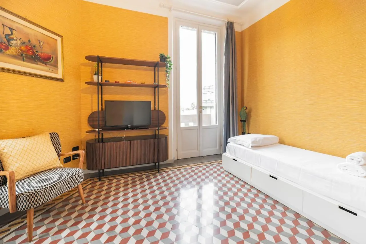 Isola District & Istria M5 Apt! Milan Italy